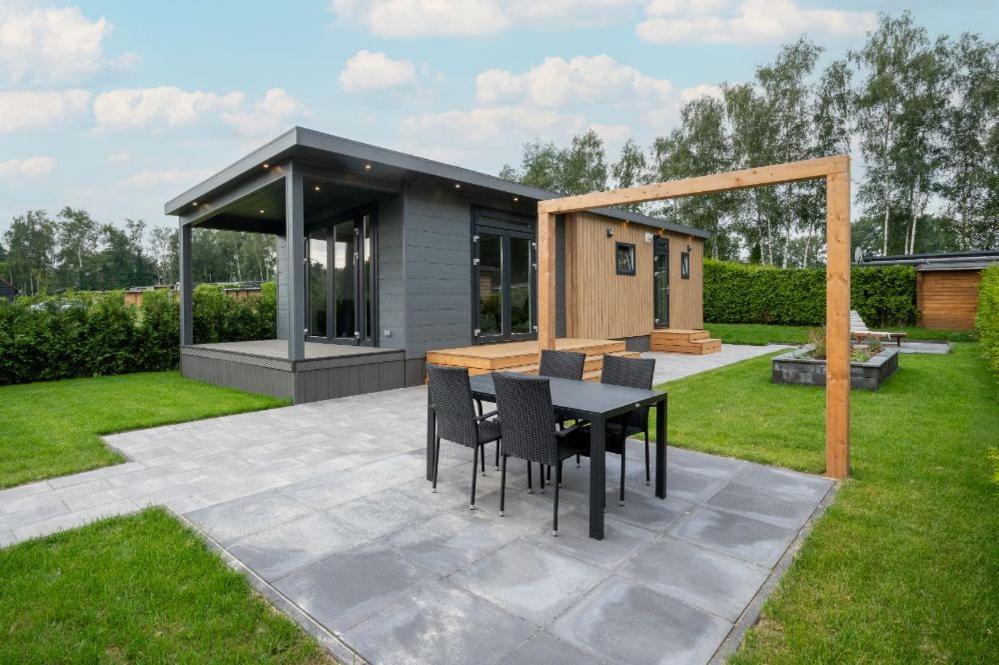 ホテル Recreatiepark Maas En Bos Wellerlooi エクステリア 写真